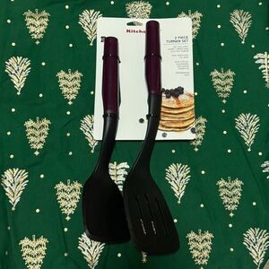 KitchenAid Classic Plastic Turner Set, 2-Piece, plum purple